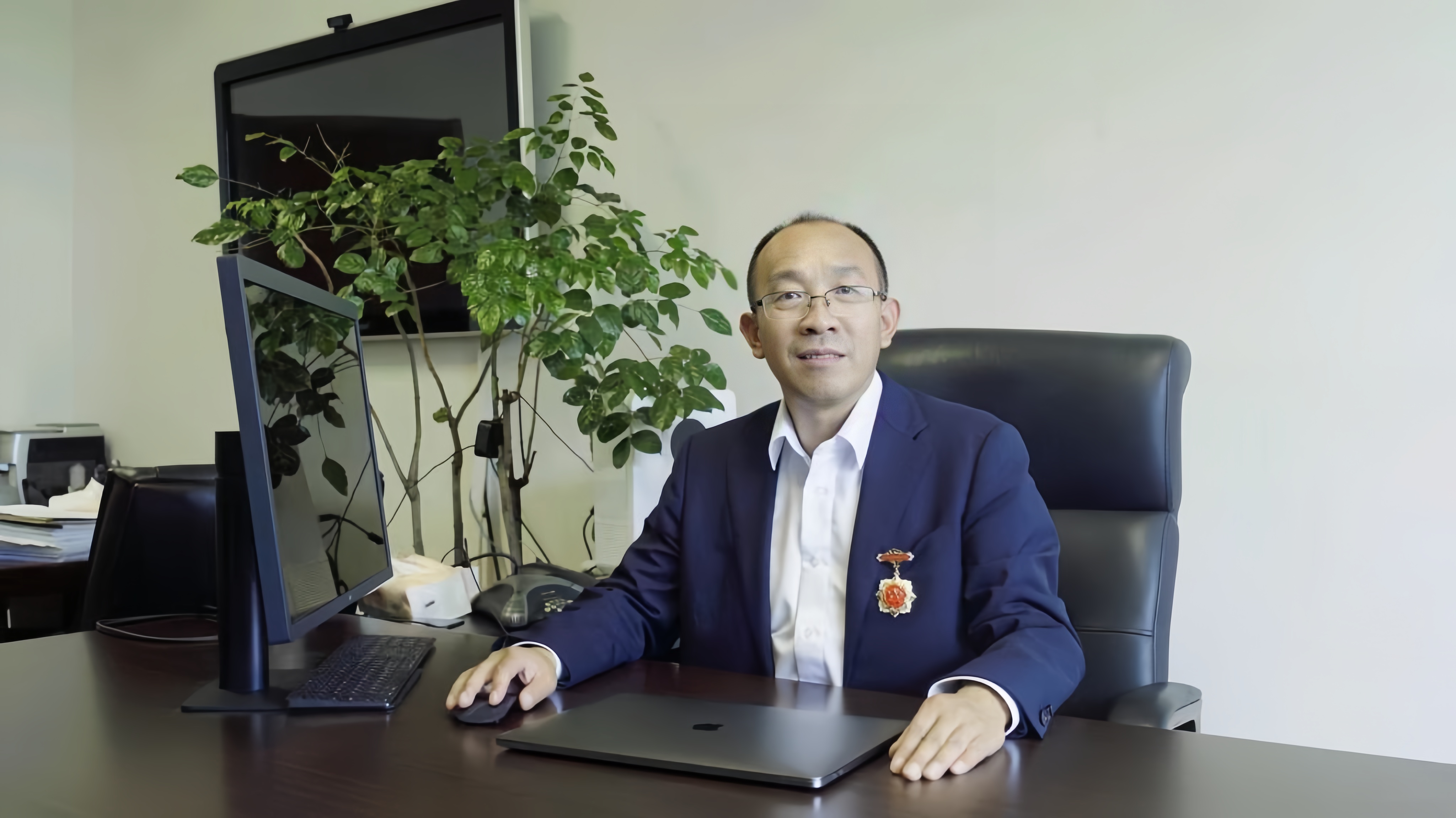 九游平台创新论坛第一千四百八十五讲：金属-有机限域结构可控组装与拟酶催化