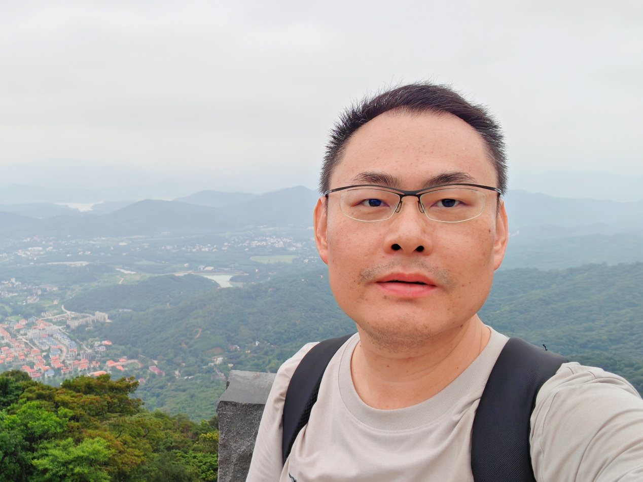 九游平台创新论坛第一千九百四十八讲：Modifying gravity without extra degrees of freedom