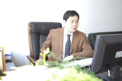 九游平台校庆117周年人文社科高端讲座暨“名家讲坛”：马克思的具体人性论